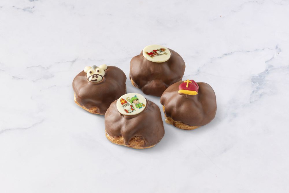 Bestel een Sinterklaas slagroom soesjes